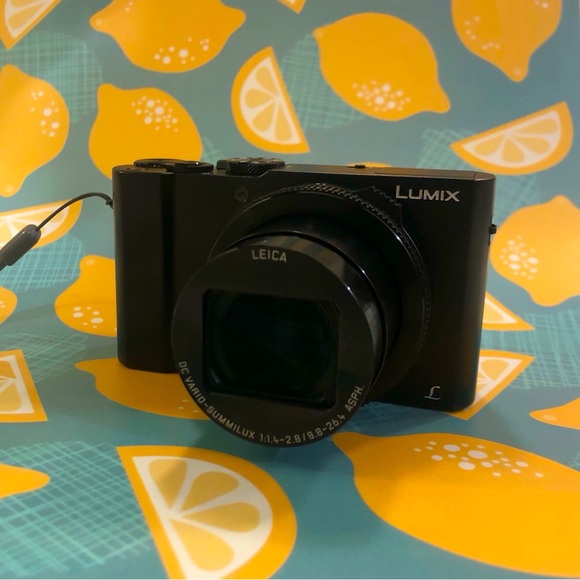 Panasonic Lumix DMC-LX10 (LX15 in some markets) - Picture 2 of 11